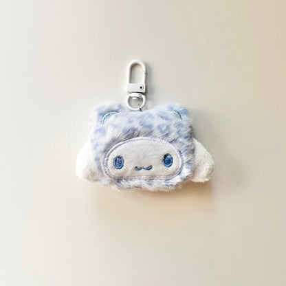 مداليات هيلوكيتي وسينامورول ( حجم صغير )