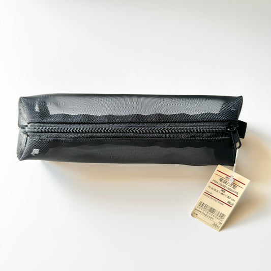 محفظة مشبكة من Muji