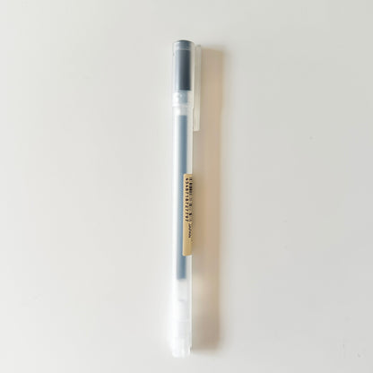 قلم جل ملون مع غطاء من Muji 0.5