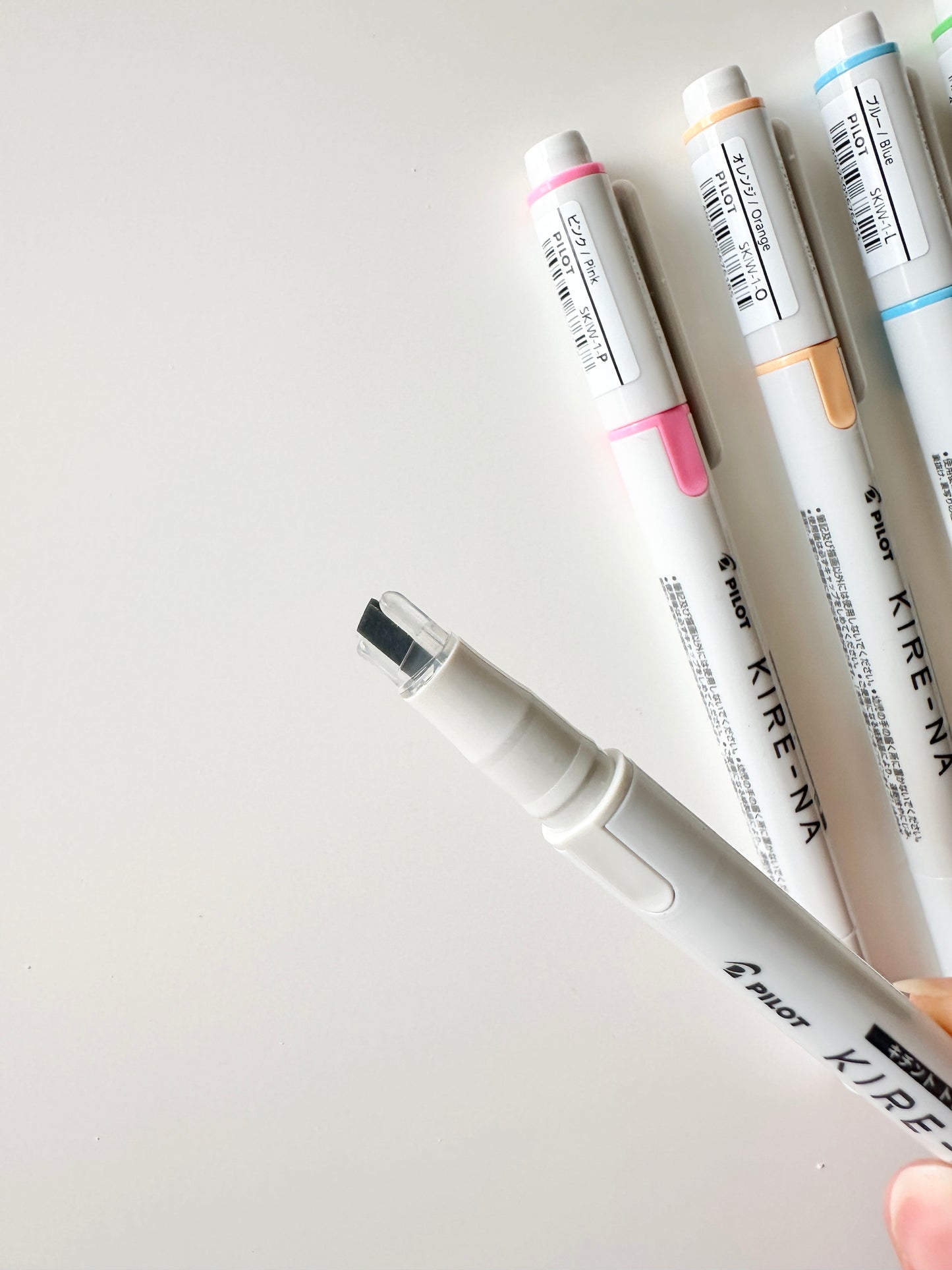 اقلام تحديد KIRE NA من PILOT (لون جديد )