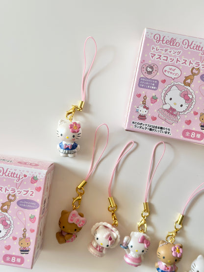 ( عشوائي ) ميداليات هيلو كيتي “ جلد النمر “