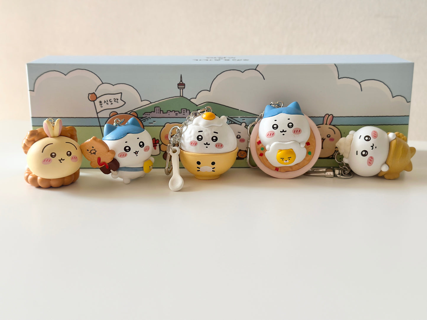 ( عشوائي ) ميداليات تشيكاوا “ مأكولات كورية “