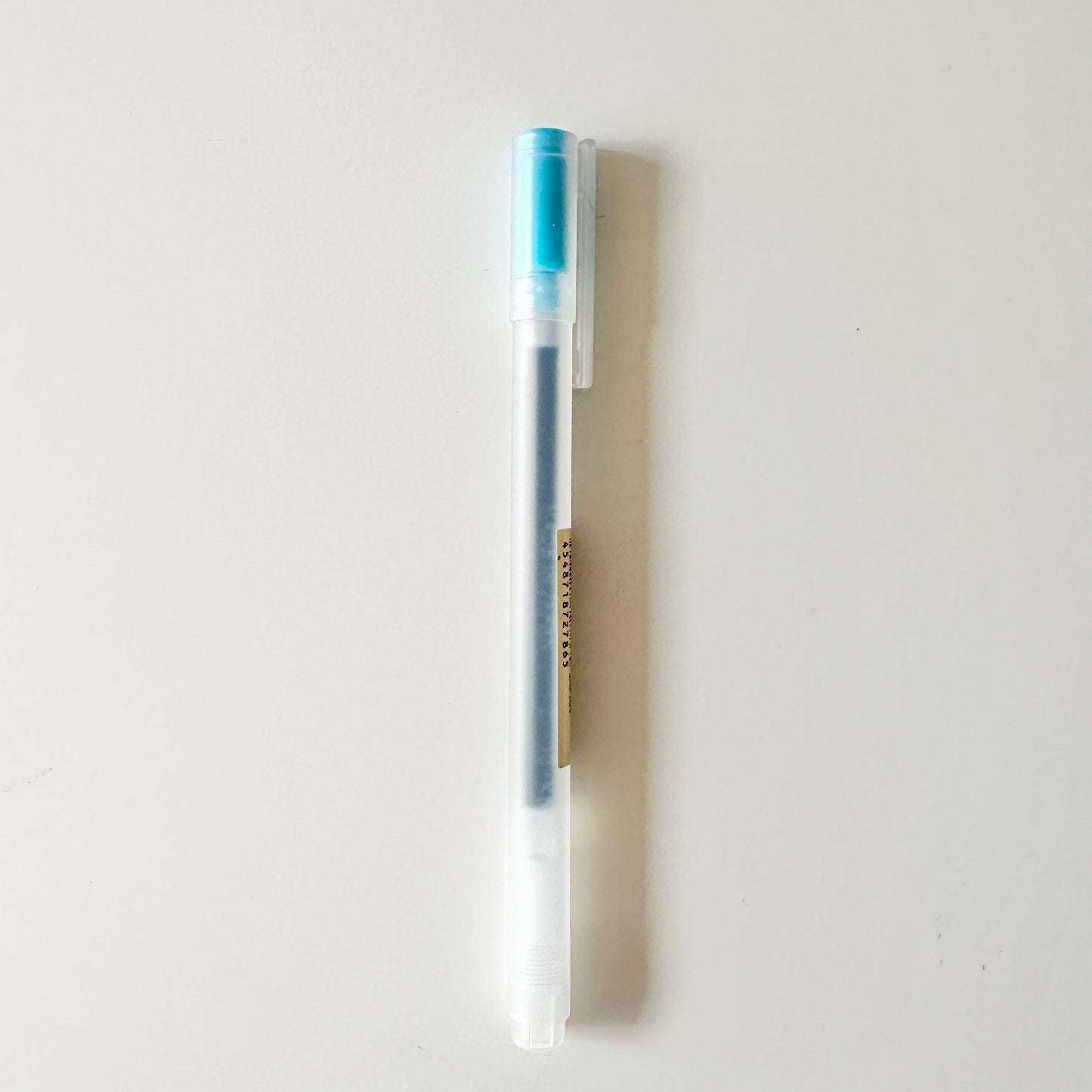 قلم جل ملون مع غطاء من Muji 0.5