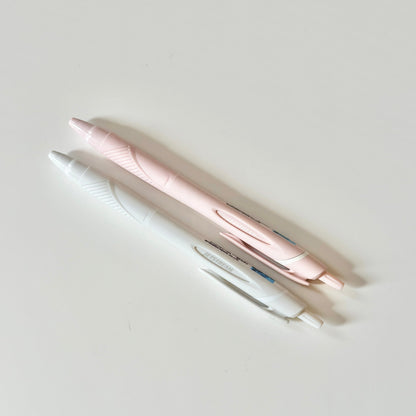 قلم جاف زيتي Jetstream من Uni 0.5