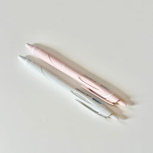 قلم جاف زيتي Jetstream من Uni 0.5